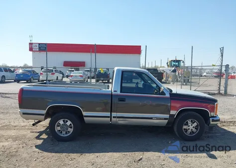 1991 GMC Sierra C1500 z USA, uszkodzony, nr VIN 1GTDC14H1MZ515346